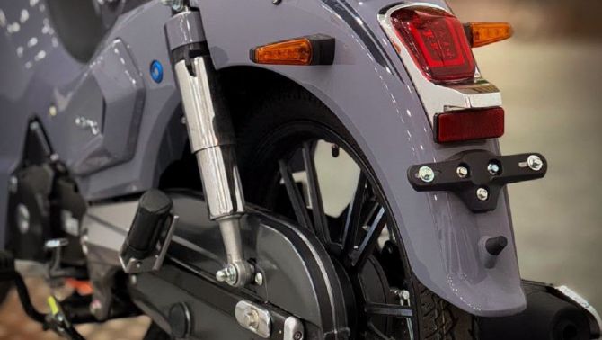 ‘Vua xe số’ 125cc mới của Thái chính thức ra mắt tại Việt Nam: Giá 29 triệu đồng, xé vé Honda Future