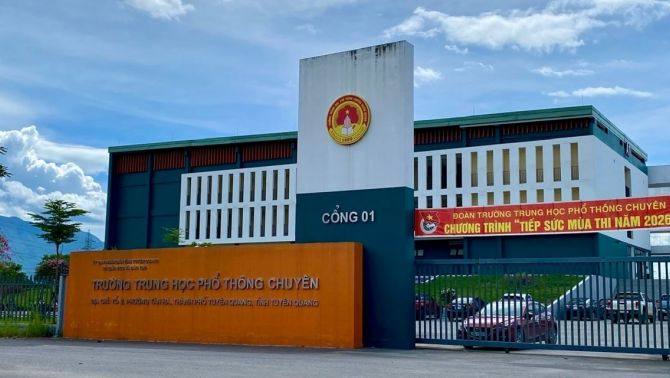 328 thí sinh Chuyên Tuyên Quang có bị hủy kết quả thi như 5 thí sinh gian lận ở Quảng Trị?