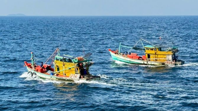 Diễn biến mới vụ tàu cá quay vòng tròn bất thường ở Phú Quốc: Trục vớt thi thể nghi thuyền trưởng