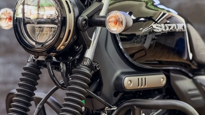 ‘Huyền thoại côn tay’ 162cc mới của Suzuki sắp ra mắt: Dấu ấn vàng son, khác biệt hẳn Honda Winner R