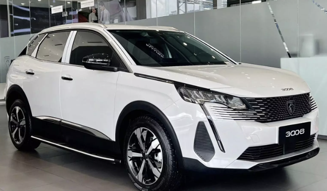Điểm tin ô tô 6/8: Bán tại điện VinFast VF Wild lộ diện, Cập nhật giá xe Peugeot tháng 8/2026