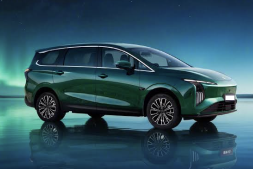 MPV 6 chỗ giá rẻ 407 triệu ra mắt: Rộng hơn Xpander, hướng tới nhóm khách hàng gia đình và dịch vụ