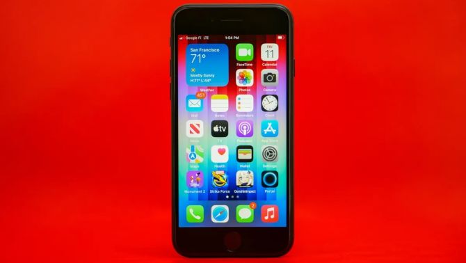 iPhone 5G nhỏ gọn rẻ nhất Việt Nam là đây, mạnh như iPhone 13 Pro, chụp ảnh ngang iPhone 17e