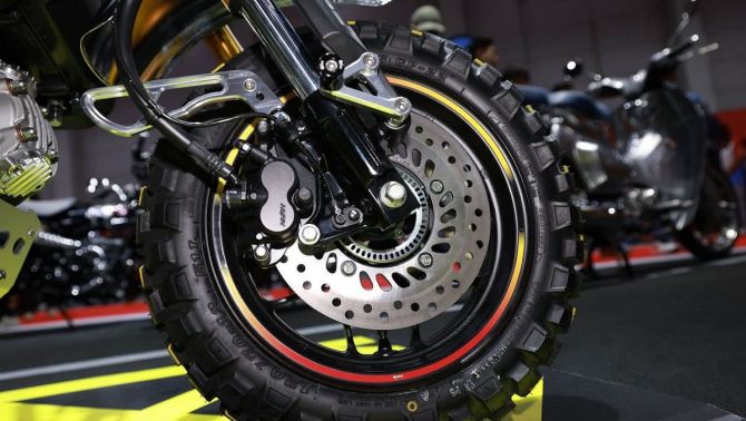 Tin xe máy 21/8: Honda ra mắt ‘huyền thoại côn tay’ 125cc mới cổ điển hơn Winner R, có ABS, giá mềm