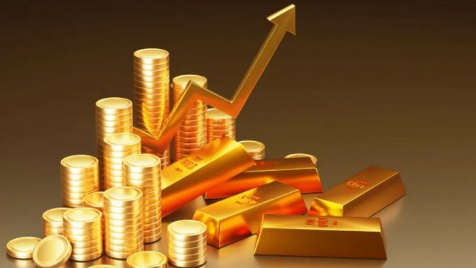 Cập nhật giá vàng hôm nay 25/8: Vàng miếng, nhẫn 9999 bật tăng dữ dội, có thương hiệu vọt tới 2,5 triệu đồng