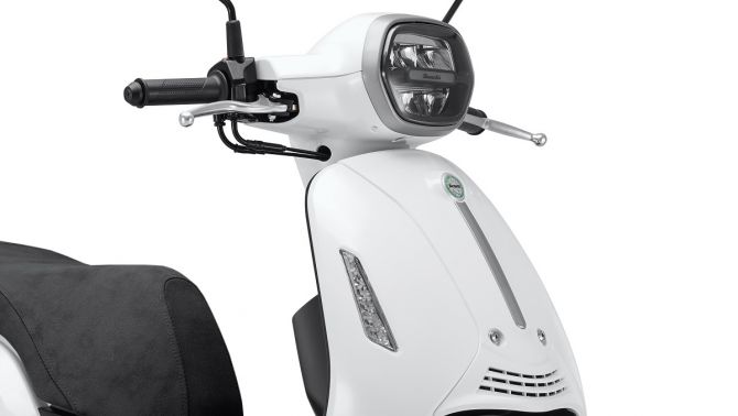 ‘Vua xe ga’ 125cc mới chính thức ra mắt giá 45 triệu đồng: Thiết kế đẹp hơn Honda Air Blade và Vario