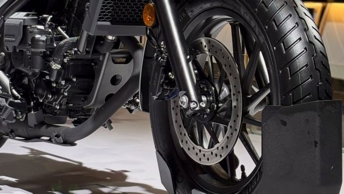 Honda chính thức mở bán ‘huyền thoại côn tay’ mới giá 60 triệu đồng: Trông khác biệt Honda Winner R