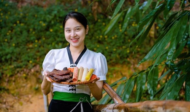 Tất cả các tài khoản mạng xã hội của Huyền Huho ‘bay màu’