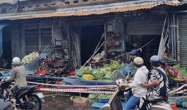 Vụ nghi phóng hỏa ki - ốt bán rau ở TPHCM: Cả 2 vợ chồng đều đã tử vong, hé lộ nguyên nhân xót xa