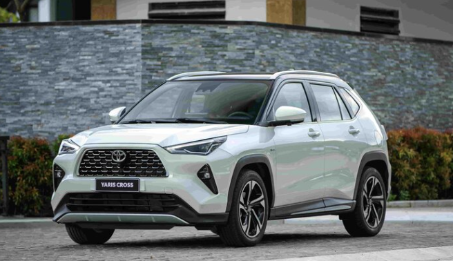 Giá xe Toyota tháng 9/2026: Toyota Vios từ 458 triệu, Yaris Cross khởi điểm 650 triệu đồng