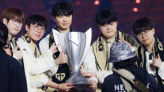 Chung kết LCK 2026: Gen.G đánh bại HLE 3-1, nối dài chuỗi vô địch quốc nội với chiếc cúp thứ 7