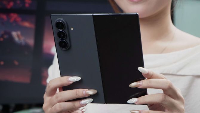 SamCenter giảm giá Galaxy Z8 Series: Z Fold8 từ 39,99 triệu đồng chưa bao gồm ưu đãi giảm giá