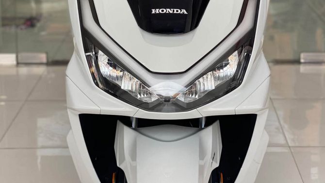 Honda chính thức mở bán ‘vua xe ga’ 160cc mới chất hơn SH và SH Mode: Có phanh ABS, màn TFT, giá mềm