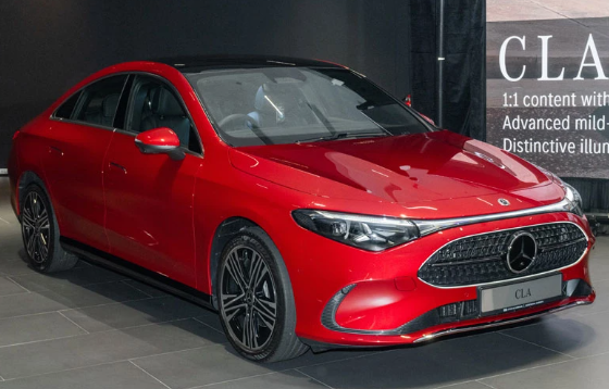 Mercedes-Benz CLA200 Hybrid 2026 ra mắt: Tiết kiệm xăng, 184 mã lực, đấu BMW i4