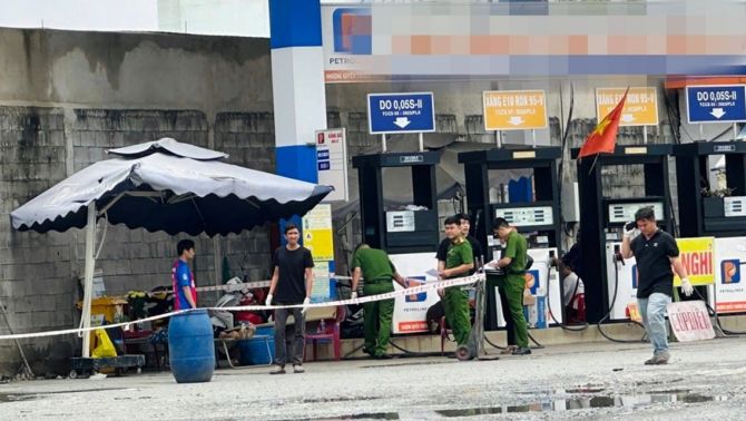TP HCM: Người đàn ông vào cây xăng trú mưa, sáng hôm sau phát hiện đã tử vong: Danh tính nạn nhân
