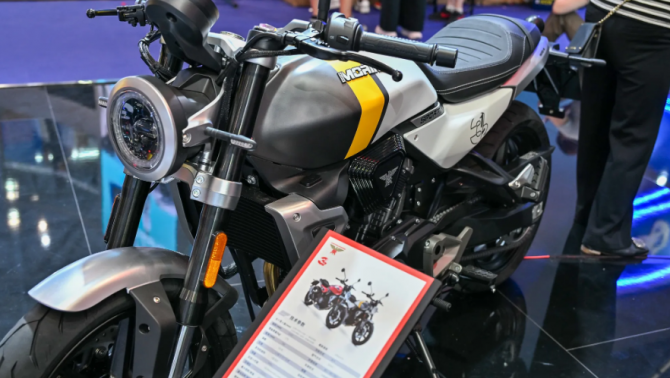 MOTO MORINI Milan 3 1/2 gây sốt vì giá dưới 100 triệu, bảo hành trọn đời