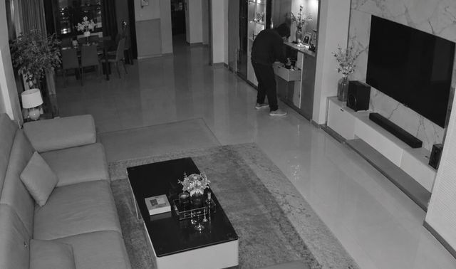 Mất 2,4 tỷ đồng cất trong tủ quần áo, người phụ nữ ở Đồng Tháp bất ngờ biết thủ phạm 