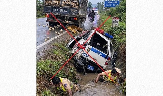 Thực hư hình ảnh CSGT gặp nạn dưới mương nước: Cả xe và người rơi xuống mương