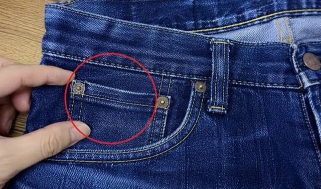 Hơn 90% người mặc quần jeans không biết chiếc túi nhỏ này dùng để làm gì