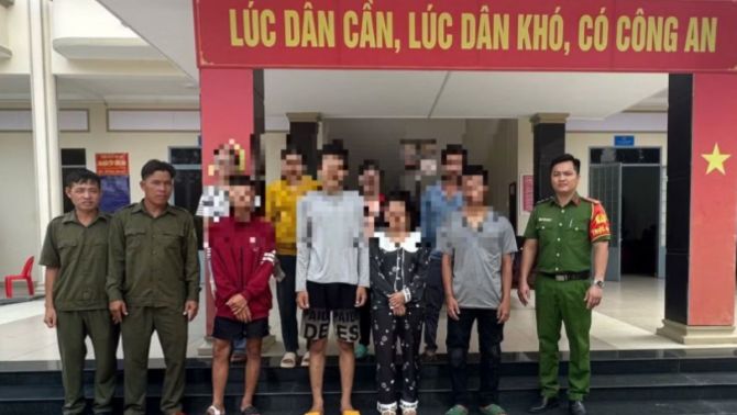 4 thanh thiếu niên suýt bị lừa sang Campuchia vì lời mời lương 1,8 triệu đồng/ngày trên Facebook
