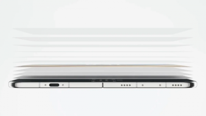 Vượt mặt Galaxy Z Fold 8, màn hình mờ gây tranh cãi của iPhone Duo có thể thay mới