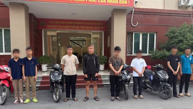 Lời khai nhóm quái xế tụ tập gây rối trước cổng SVĐ Mỹ Đình, đối tượng nhỏ nhất sinh năm 2012