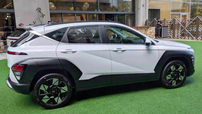 Hyundai chính thức ra mắt mẫu SUV 5 chỗ đẹp long lanh giá 780 triệu đồng: Xé vé Toyota Corolla Cross