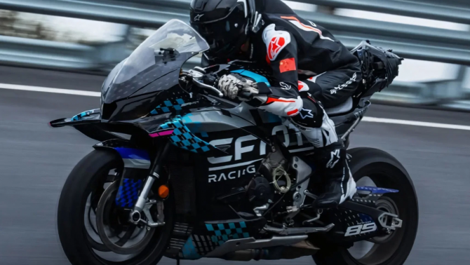 Kawasaki Ninja H2 sắp có đối thủ mới? CFMoto bất ngờ hé lộ bằng sáng chế động cơ V4 tăng áp