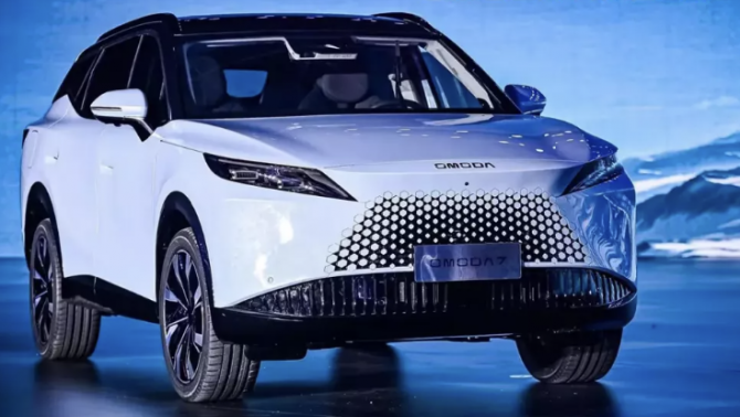 Omoda C7 HEV trình làng với pin 5 kWh: BYD Sealion 6 và Mazda CX-5 thêm đối thủ mới?