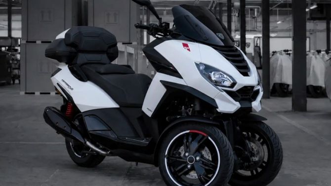 Peugeot Metropolis SW R 2027: Xe ga 3 bánh 400cc cực ngầu, cốp khủng 76 lít gây chú ý