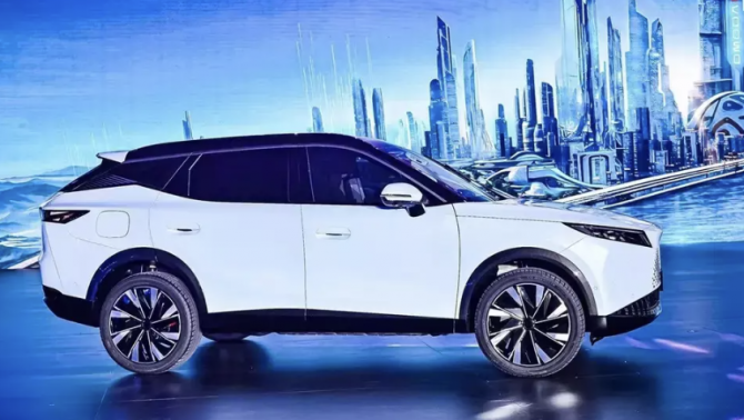 Điểm tin ô tô 25/10: Cập nhật giá xe Audi tháng 10 này, Omoda C7 HEV thế hệ mới ra mắt