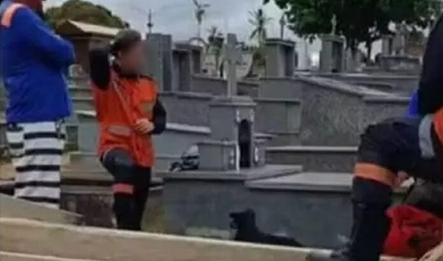 Rơi xuống mộ bố ruột khi đi dự tang lễ, người đàn ông tử vong thương tâm
