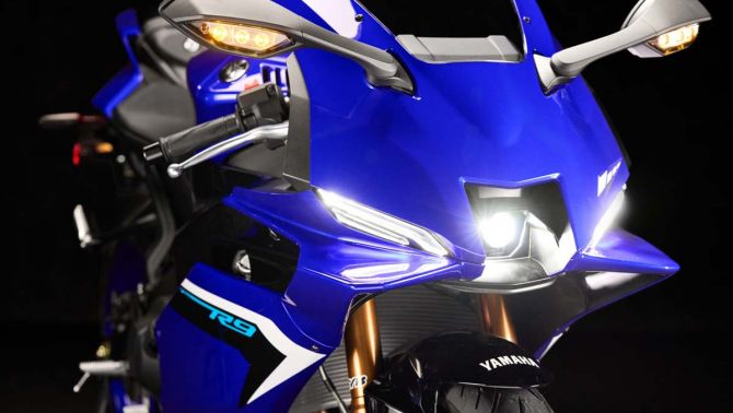 Yamaha R9 chính thức đổ bộ Malaysia: Mang DNA MotoGP, sức mạnh 118 mã lực, giá bán gây chú ý