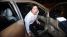 Khám phá xế cưng Toyota Highlander giản dị đến không ngờ của danh hài Hoài Linh