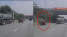 Camera ghi lại cảnh gây phẫn nộ: Xe tải phóng ẩu, húc Kia Morning xoay vòng rồi thản nhiên bỏ đi