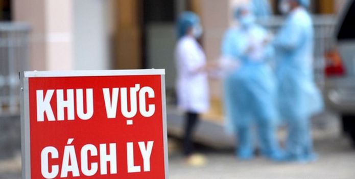Phẫn nộ cô gái Hà Nội trốn cách ly, ra sân bay Nội Bài để bay sang Anh