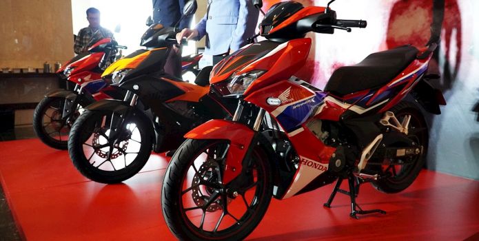 Honda Winner X giảm giá cực mạnh tại đại lý đầu tháng 12, rẻ hơn Yamaha Exciter cả chục triệu đồng