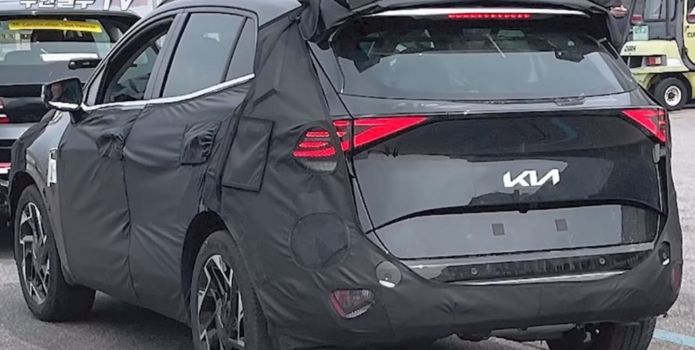 Mitsubishi Xpander chuẩn bị đón đối thủ mới: Giá hứa hẹn rẻ, thông tin ban đầu gây sốt