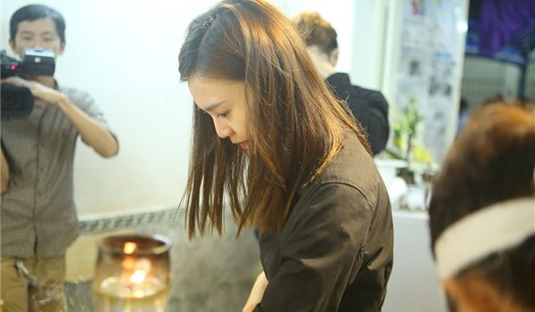 Lan Ngọc khóc nghẹn, đau đớn báo 7 tin tang sự cùng lúc khiến CĐM không khỏi bàng hoàng, xót thương