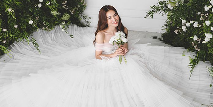 Ninh Dương Lan Ngọc bất ngờ xuất hiện với hình ảnh váy cưới lộng lẫy