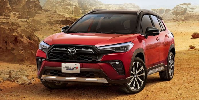 Toyota Corolla Cross có thêm bản thể thao với giá 719 triệu, thiết kế thể thao 'chặt đẹp' Kia Seltos