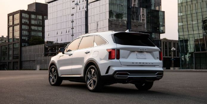 Đối thủ Hyundai SantaFe chính thức chốt giá bán, sẵn sàng về đại lý với thiết kế đẹp mê mẩn