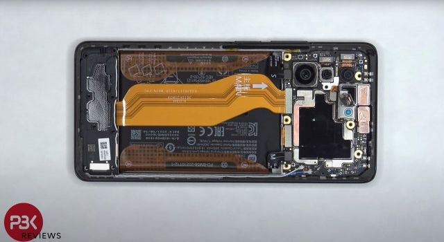 Video tháo rời Xiaomi 11T Pro: Tiết lộ nhiều than chì và đồng ở bên trong máy