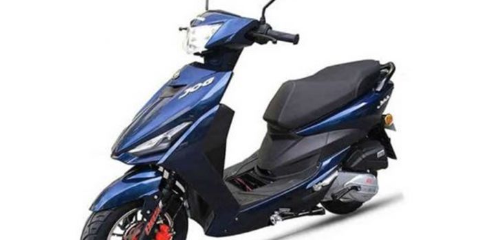 'Mối đe dọa' Honda Vision 2021 ở Việt Nam lộ diện: Giá chỉ 29 triệu, trang bị ngầu bá cháy