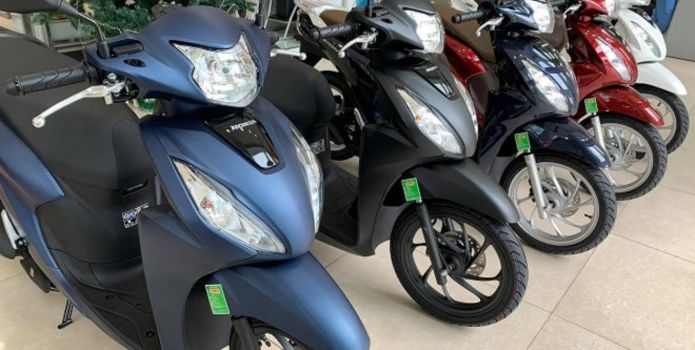Honda Vision 2021 ồ ạt giảm giá tất cả các phiên bản, đủ khiến Yamaha Janus 'khóc thét'