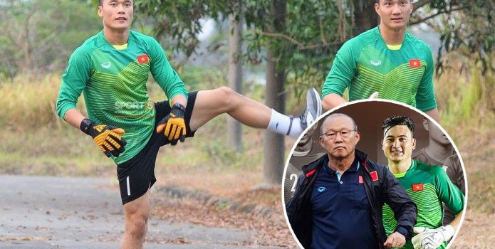 Văn Lâm chấn thương, Tấn Trường bị 'kỷ luật': HLV Park sẽ trao cơ hội cho người hùng U23 ở AFF Cup?