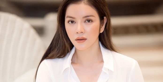 Sau tin đồn hẹn hò Nguyên Vũ, Lý Nhã Kỳ lộ ảnh tình tứ trai lạ, danh tính khiến CĐM xôn xao