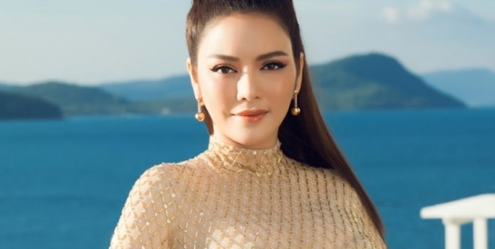 Diện trang sức giá trị 'khủng', Lý Nhã Kỳ xuất hiện đầy choáng ngợp tại thảm đỏ Cannes ngày thứ 4