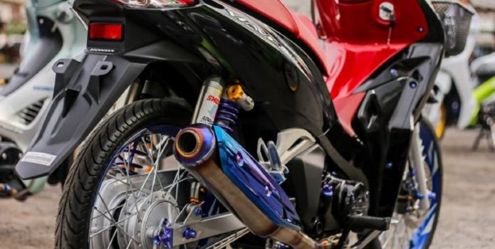 Bản độ Honda Wave 125i đẹp lung linh với loạt 'đồ chơi' đắt đỏ