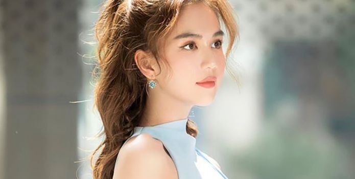Ngọc Trinh khoe thân hình quyến rũ cùng nhan sắc tuổi 32 gây sốt